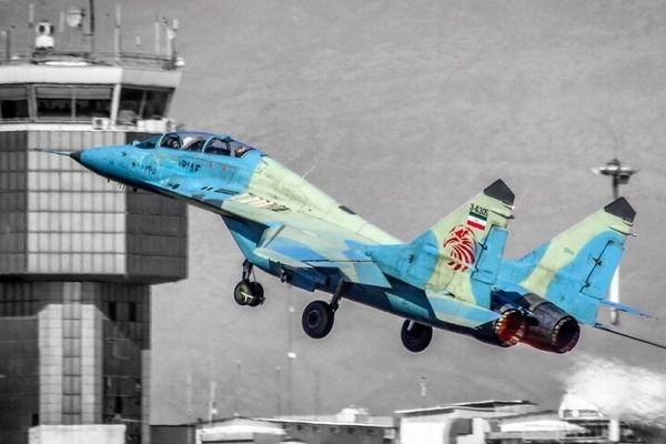 روابط عمومی نهاجا درباره عبور جنگنده خودی از آسمان تهران توضیح داد