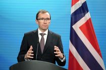 محکومیت جنایات اسرائیل کافی نیست، باید تحریم شود