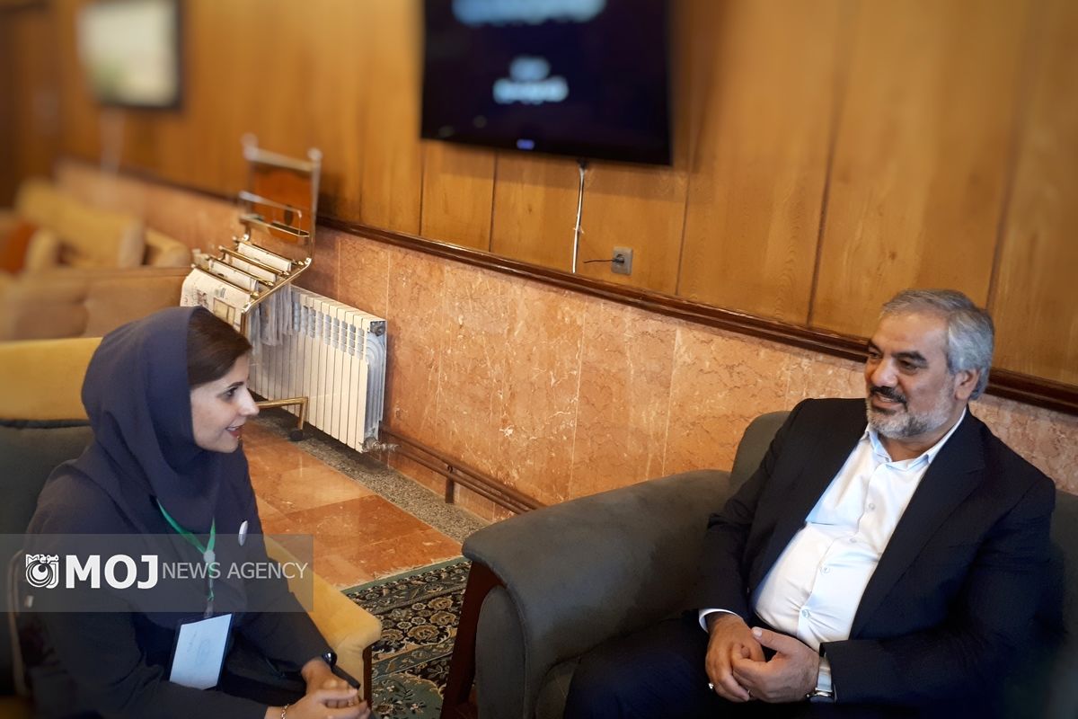 بهمن مرادنیا 