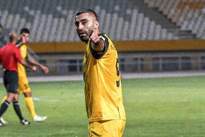 بهترین بازیکن دیدار آخال و سپاهان، کاوه رضایی شد