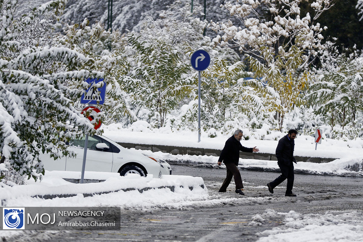 بارش برف پاییزی در تهران