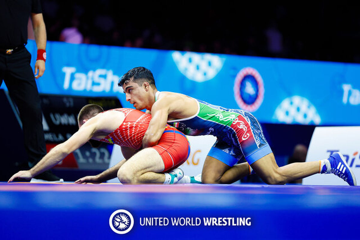 احمد محمدنژاد جوان کشتی آزاد