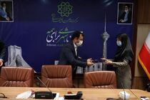 ادامه نفوذ جریان فتنه ۸۸ در شهرداری تهران!/آقای شهردار حواستان هست!؟