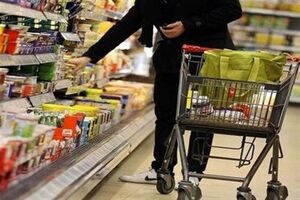 تامین و توزیع کالا‌های اساسی بدون هیچ گونه مشکلی در خوزستان ادامه دارد 