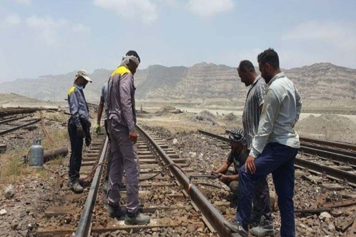 راه آهن بندرعباس