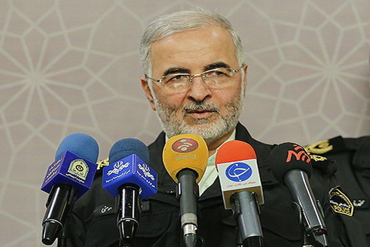 اسکندر مومنی