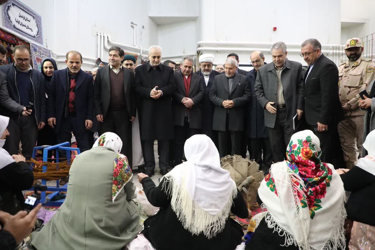 گلیم عنبران