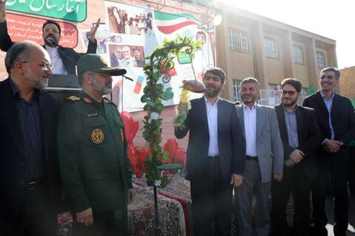 نواخته شدن زنگ سال تحصیلی