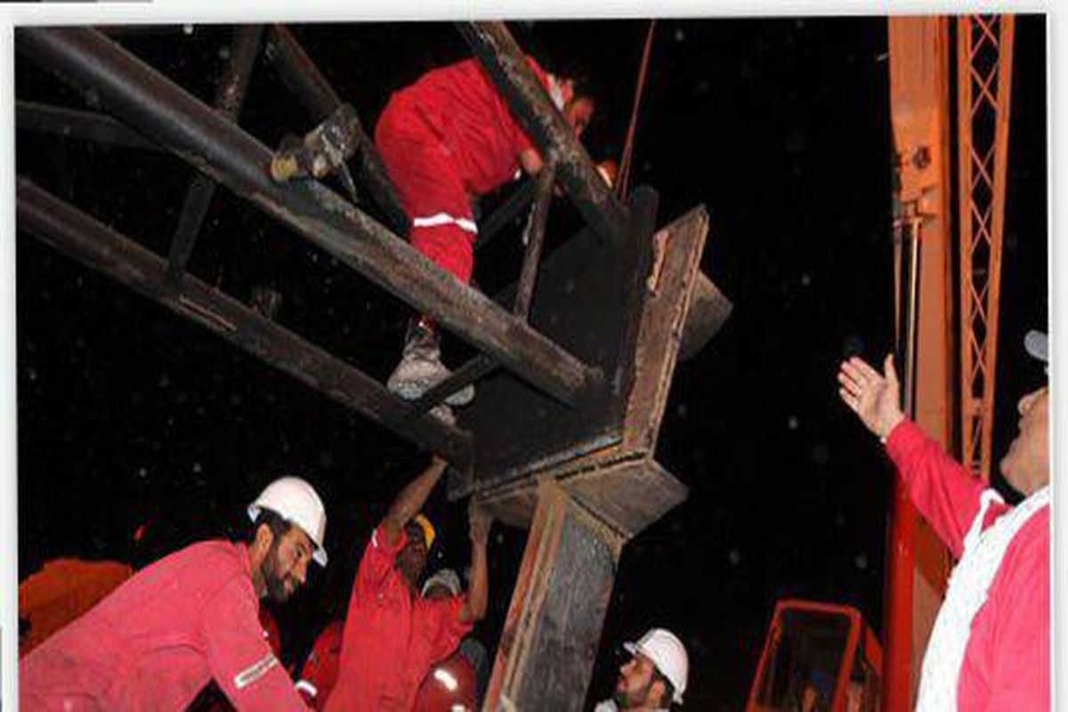 دکل 93 فتح+رگ سفید