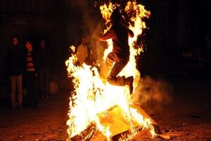 مرگ یک نوجوان بر اثر انفجار مواد محترقه و ۵۰ مصدوم در فارس 