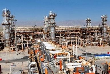 ۲ میلیارد دلار مواد اولیه پتروشیمی و نساجی بدون انتقال ارز وارد شد