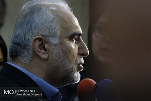 40 هزار میلیارد تومان قرار مالیاتی داریم/حمایت از تولید آثار تورمی دارد