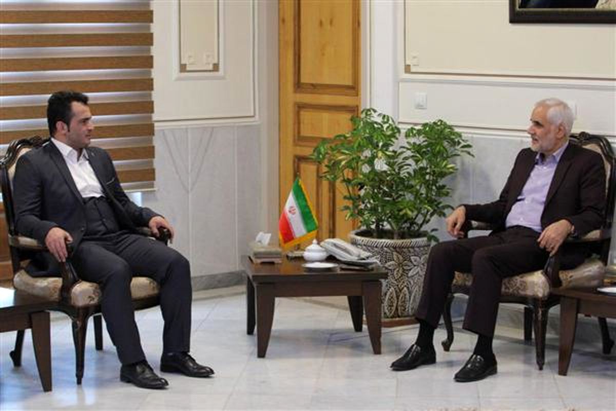 اصفهان- استاندار اصفهان