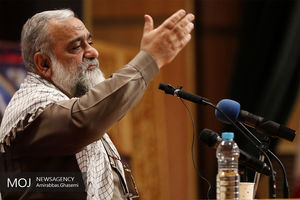 ملت ایران هرگز با اسلحه، بمب و ترور تسلیم دشمن نشده است/ حادثه تروریستی سیستان متصل به آمریکا است