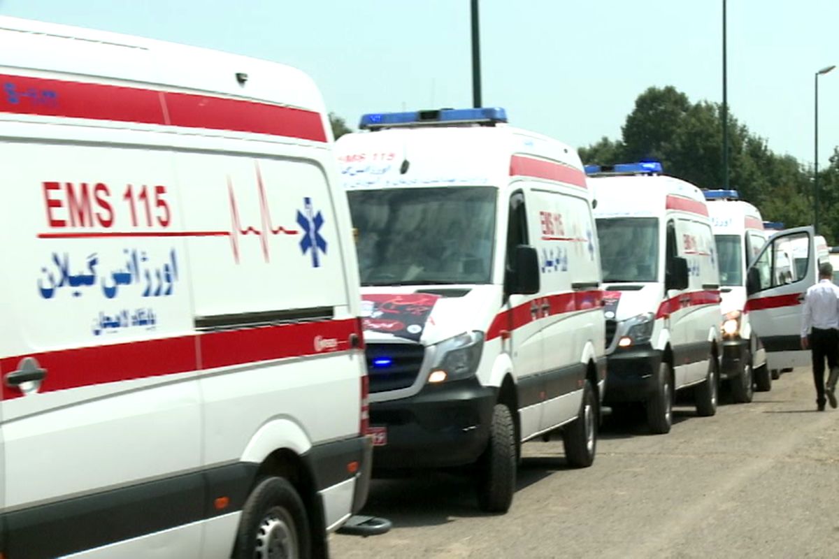 کاروان تجهیزات پزشکی گیلان در راه غرب کشور