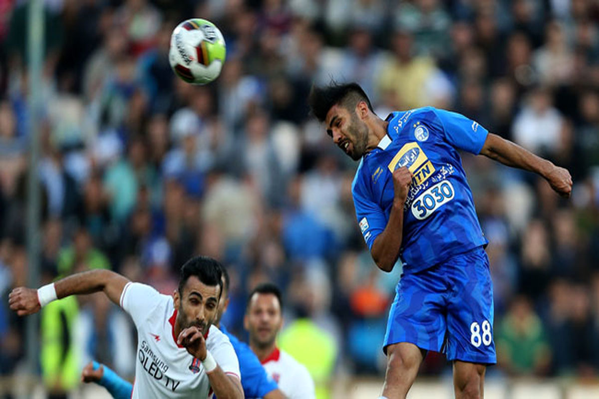 بازی نساجی مازندران و استقلال