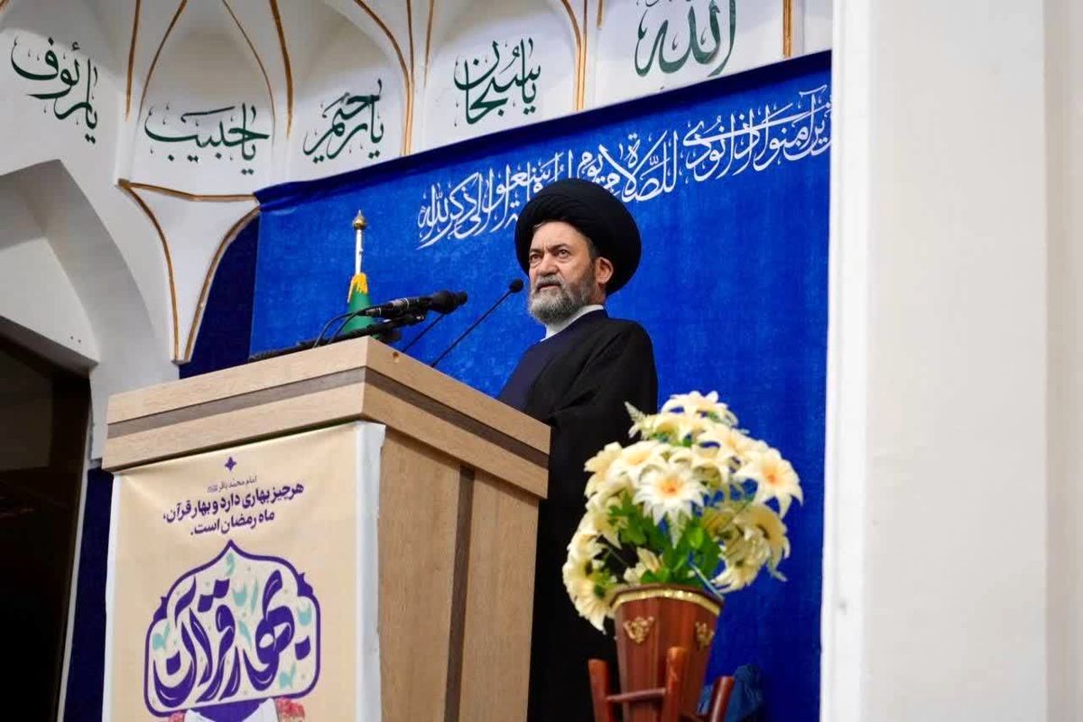 امام جمعه اردبیل.   