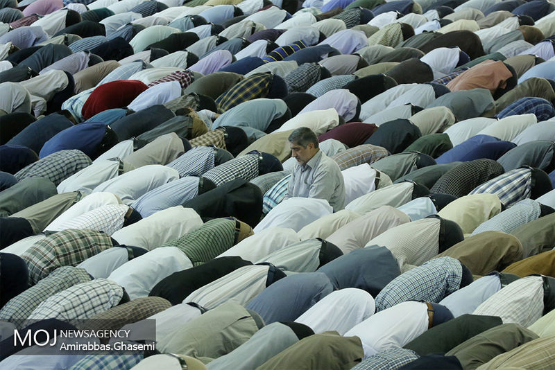 نظم دهی به مراسم نماز عید فطر با حضور 200 خادم