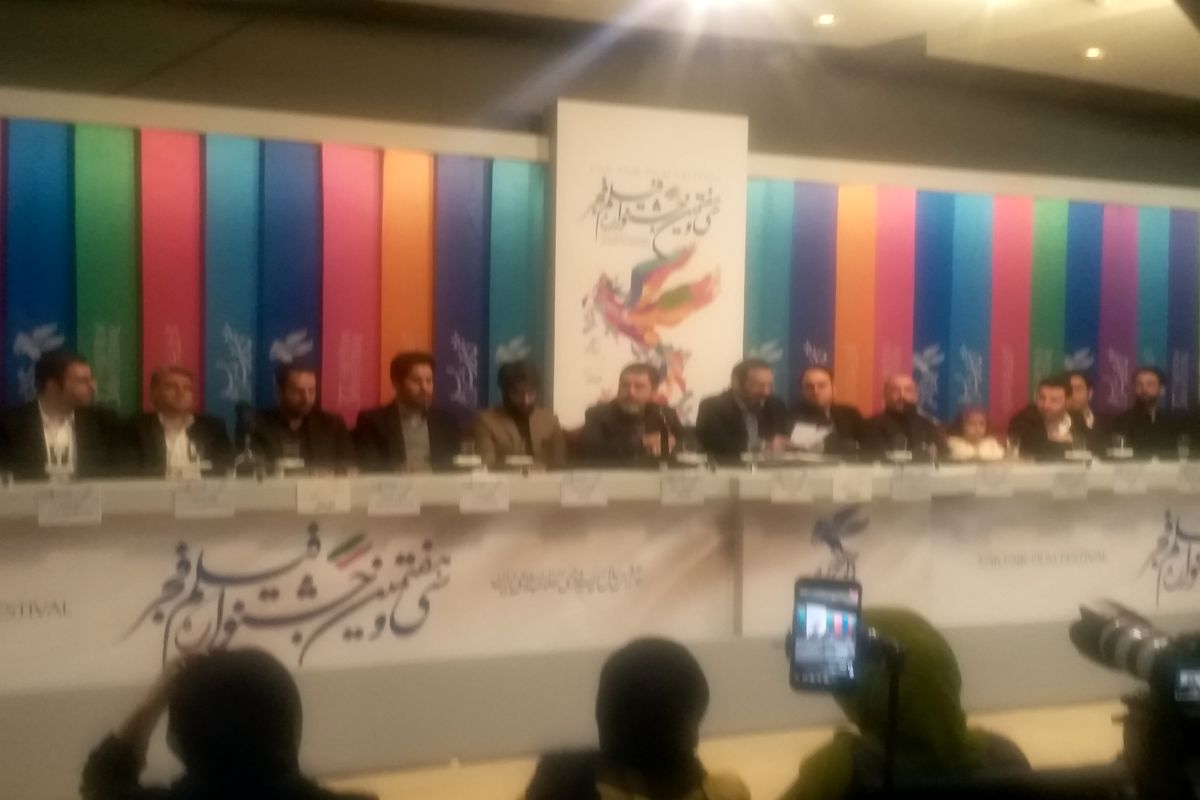 نشست رسانه ای ماجرای نیمروز ۲, رد خون