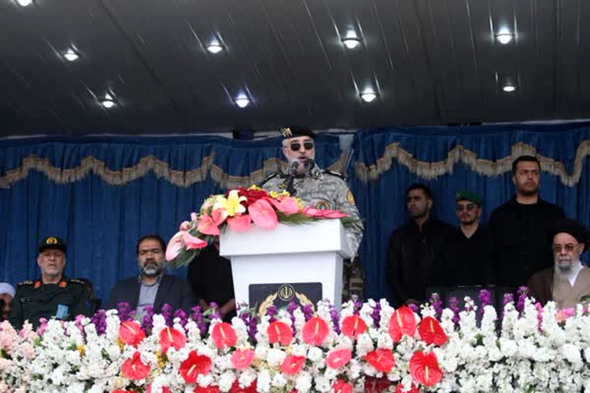 فرمانده ارتش در اصفهان