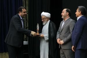 کسب رتبه برتر سازمان صمت هرمزگان در شاخص های عمومی و اختصاصی در گروه تولیدی و خدماتی جشنواره شهید رجایی