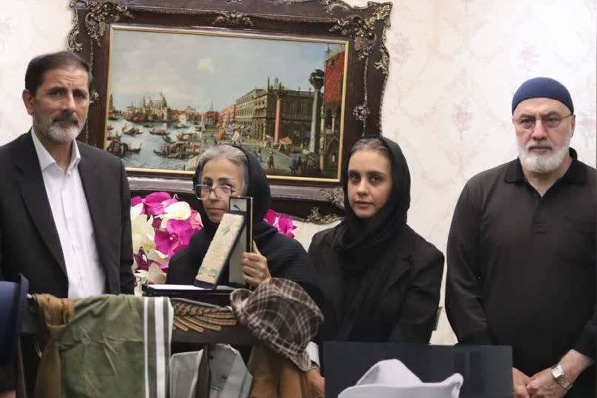 خانواده اکبر عبدی