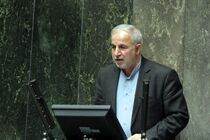 شاهد سرگردانی حوزه آموزش و پرورش هستیم
