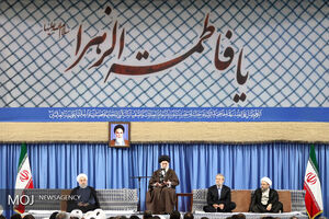 دیدار مسئولان نظام و سفرای کشورهای اسلامی با مقام معظم رهبری