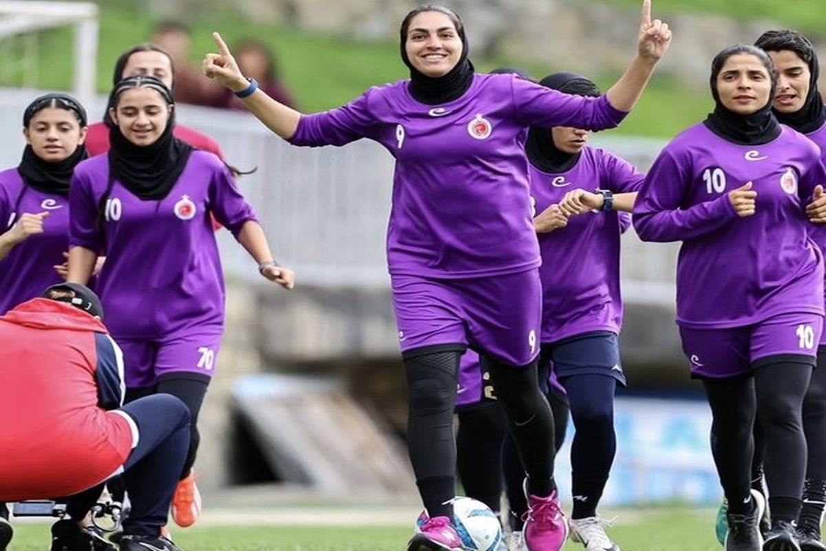 فوتبال بانوان