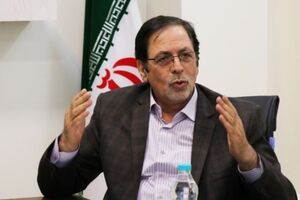 صنعت داروسازی به دلیل بدهی بیمه‌ها زمین‌گیر شده است