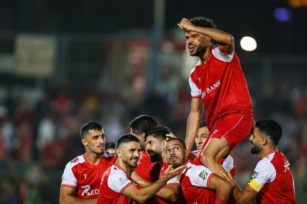 پرسپولیس با اقتدار به استقبال دربی رفت
