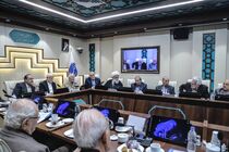 کشور از قطع روابط علمی با جهان ضرر می‌کند