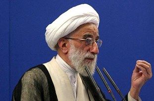 سیاست مداران غربی نتوانستند سیاست های امام خمینی را بشکنند