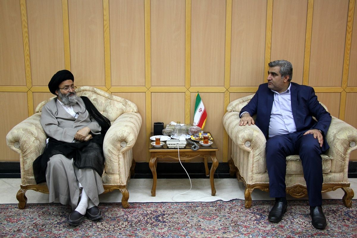 دیدار استاندار گیلان با حسینی اشکوری