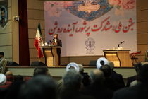 توسعه بدون ایمان به خدا به درد انقلاب نمی‌خورد