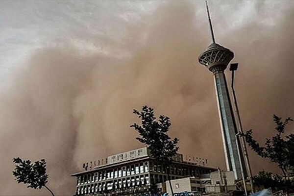 باد و باران در راه تهران