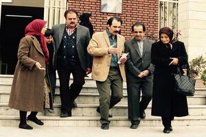 عوامل «پادری» روبه‌روی خبرنگاران