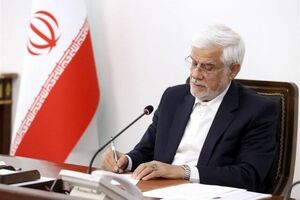 معاون اول رئیس‌جمهور به محمد شریعتمداری تسلیت گفت