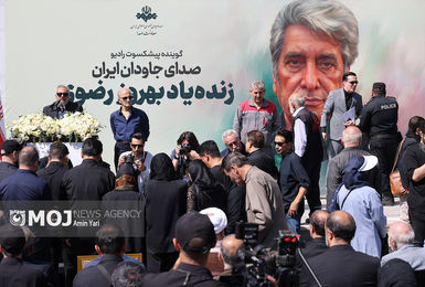 مراسم یادبود بهروز رضوی در مسجد بلال برگزار می‌شود