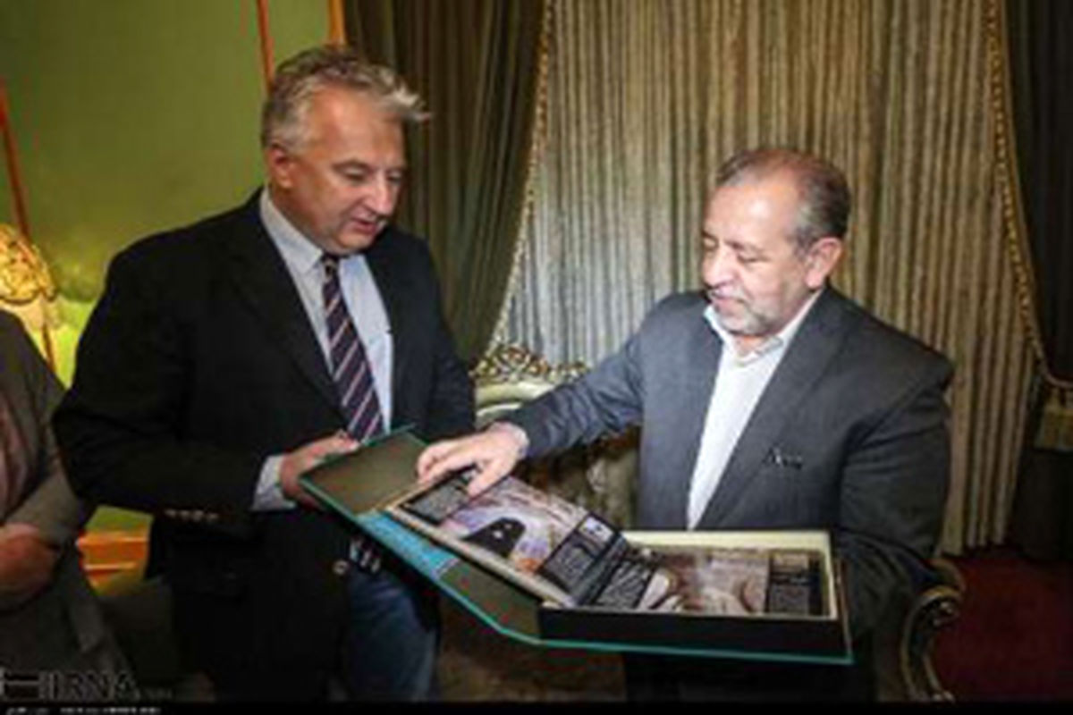 اصفهان- استاندار