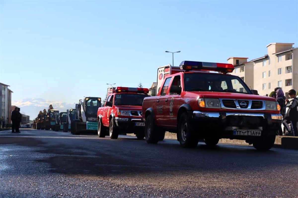 مانور ماشین آلات ستاد عملیات زمستانه شهرداری رشت 