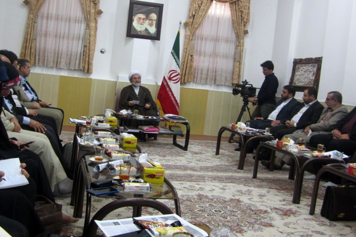 دیدار مدیران خبرگزاری گیلان با ایت الله فلاحتی