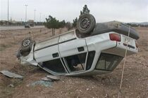3 مصدوم در اثر واژگونی یک سواری پراید در شهرضا
