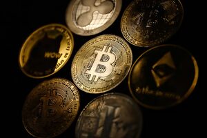 قیمت بیت‌کوین و ارز‌های دیجیتال، امروز ۲۱ اردیبهشت ۱۴۰۵ مشخص شد