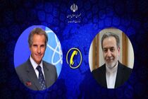 عراقچی و گروسی به صورت تلفنی گفت و گو کردند