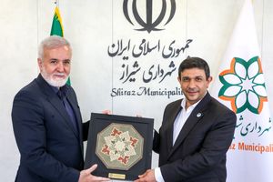 شیراز همواره مرکزی امن برای اهل فرهنگ، هنر و اندیشه بوده است