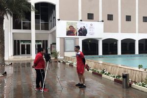 کری‌خوانی کمال زیرباران برای شکست الوحده(عکس)