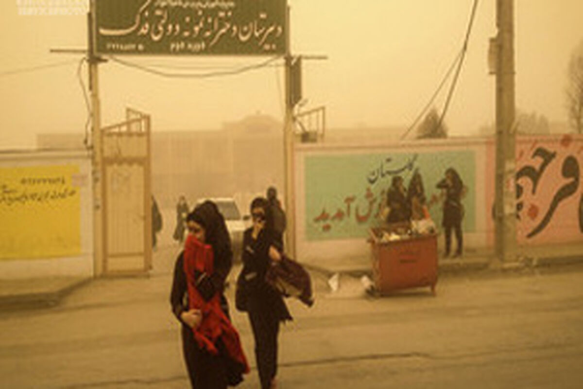 گرد و خاک و تعطیلی مدارس اهواز