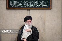 پرچم رهبر شهید هرگز بر زمین نخواهد ماند