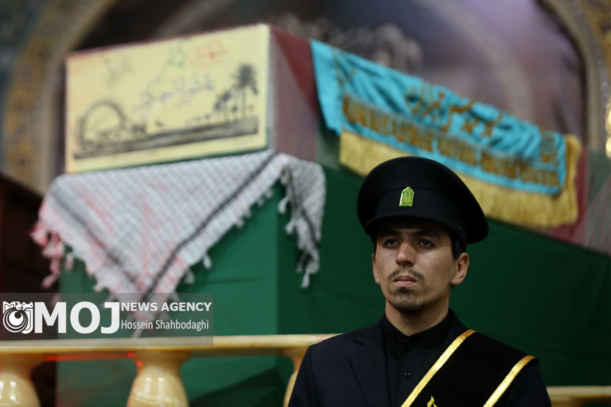 مراسم وداع با پیکر ۲ شهید گمنام دفاع مقدس در قم